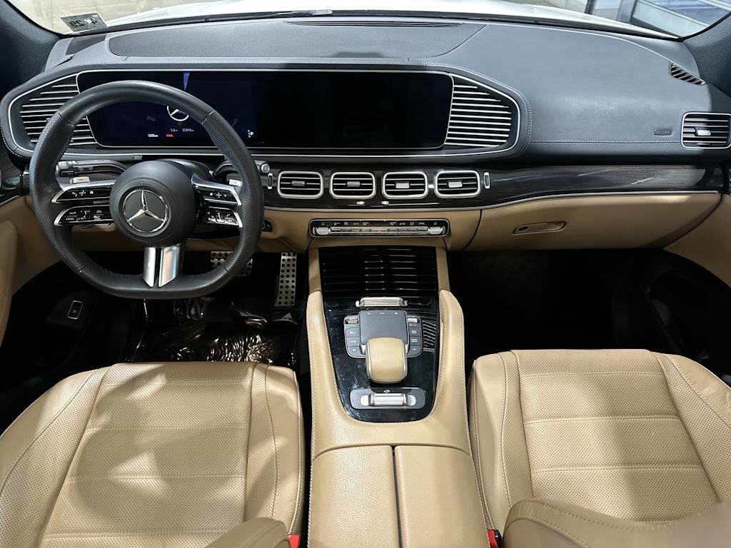 Thumbnail: 2024 Mercedes-Benz GLS - 2