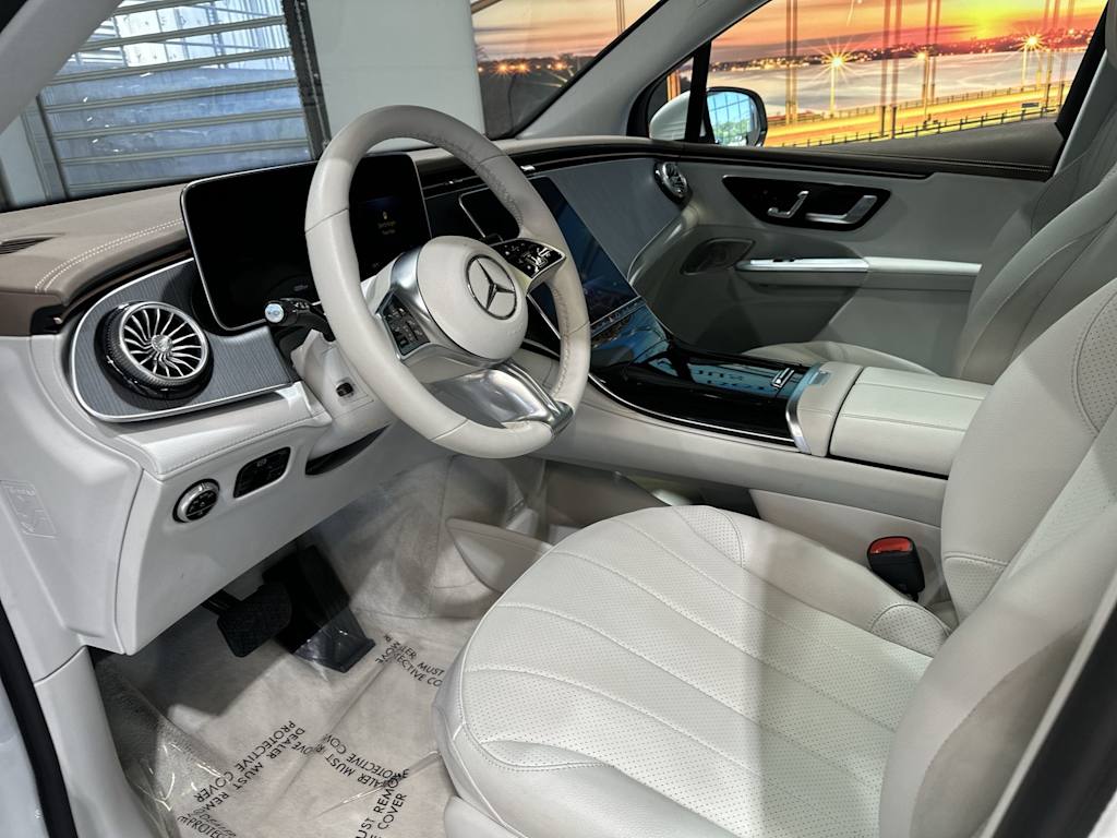 Thumbnail: 2023 Mercedes-Benz EQE - 10
