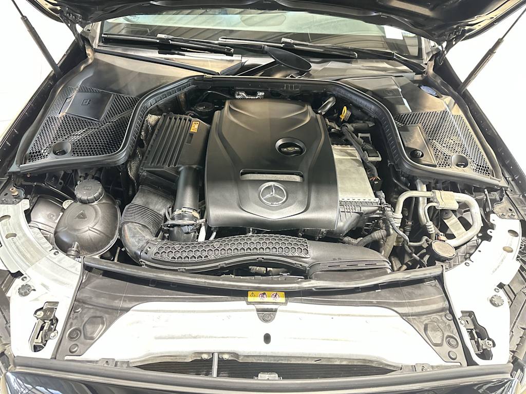 Thumbnail: 2017 Mercedes-Benz C-Class - 8