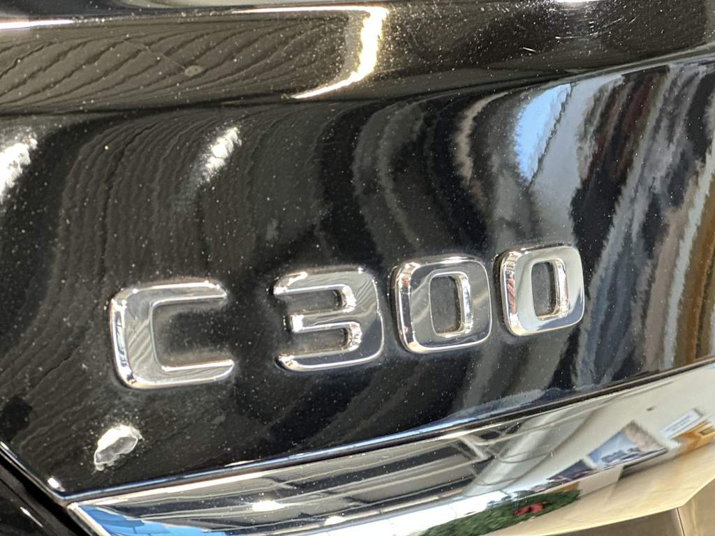 Thumbnail: 2017 Mercedes-Benz C-Class - 30