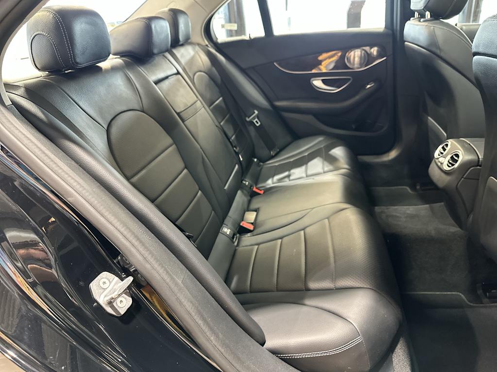 Thumbnail: 2017 Mercedes-Benz C-Class - 31