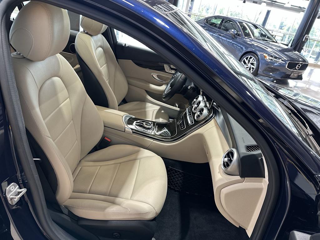 Thumbnail: 2020 Mercedes-Benz C-Class - 32
