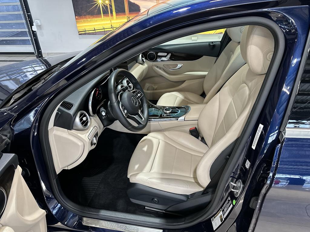 Thumbnail: 2020 Mercedes-Benz C-Class - 10