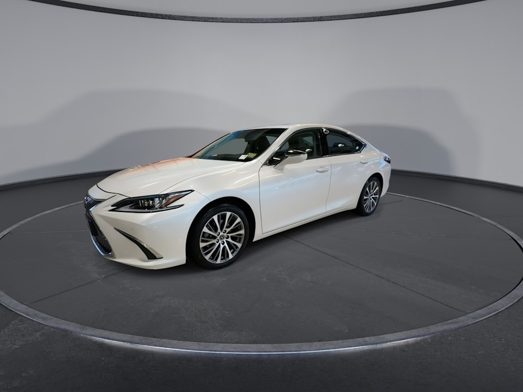 Thumbnail: 2021 Lexus ES - 22
