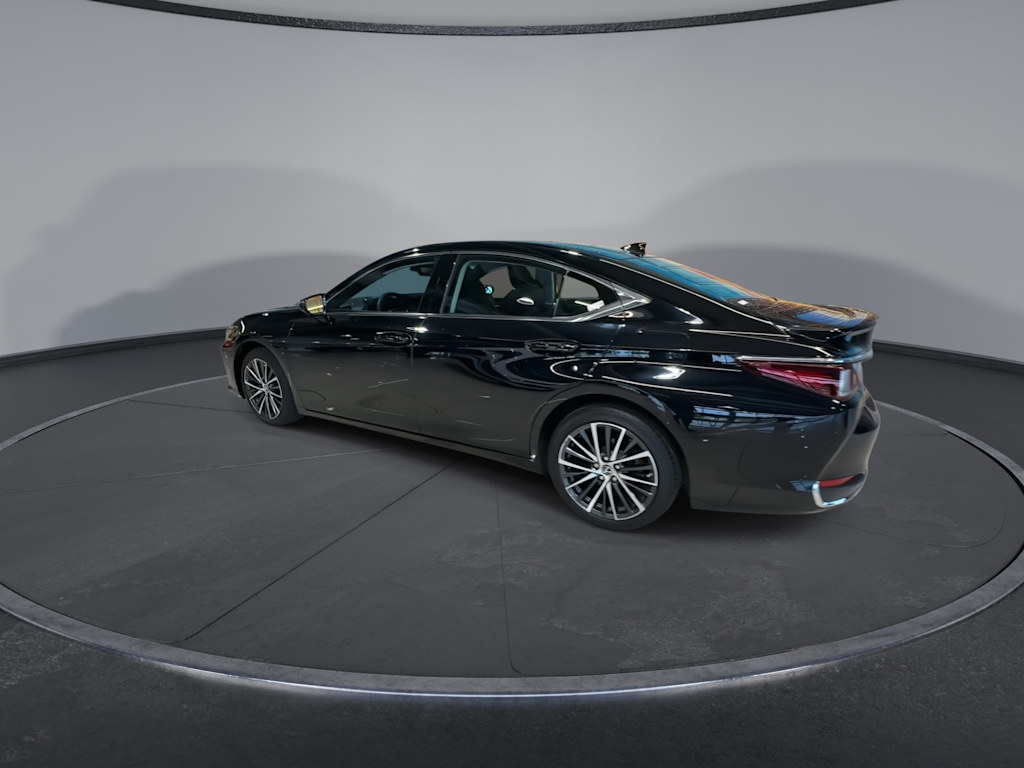 Thumbnail: 2023 Lexus ES - 23