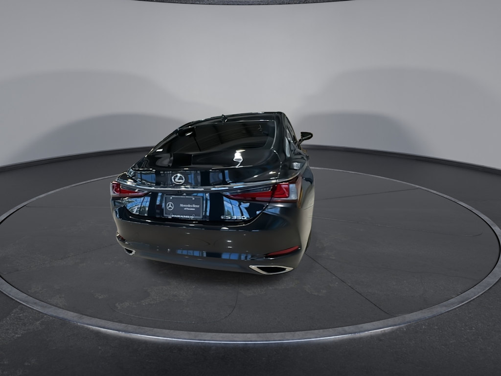 Thumbnail: 2024 Lexus ES - 25