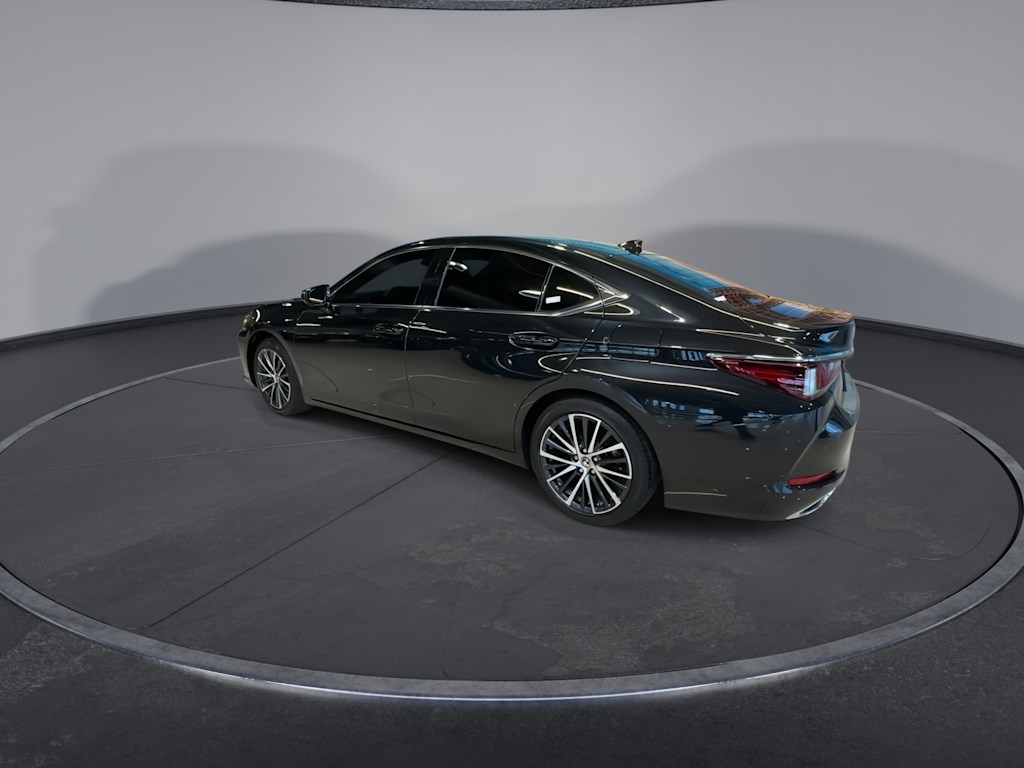 Thumbnail: 2024 Lexus ES - 23