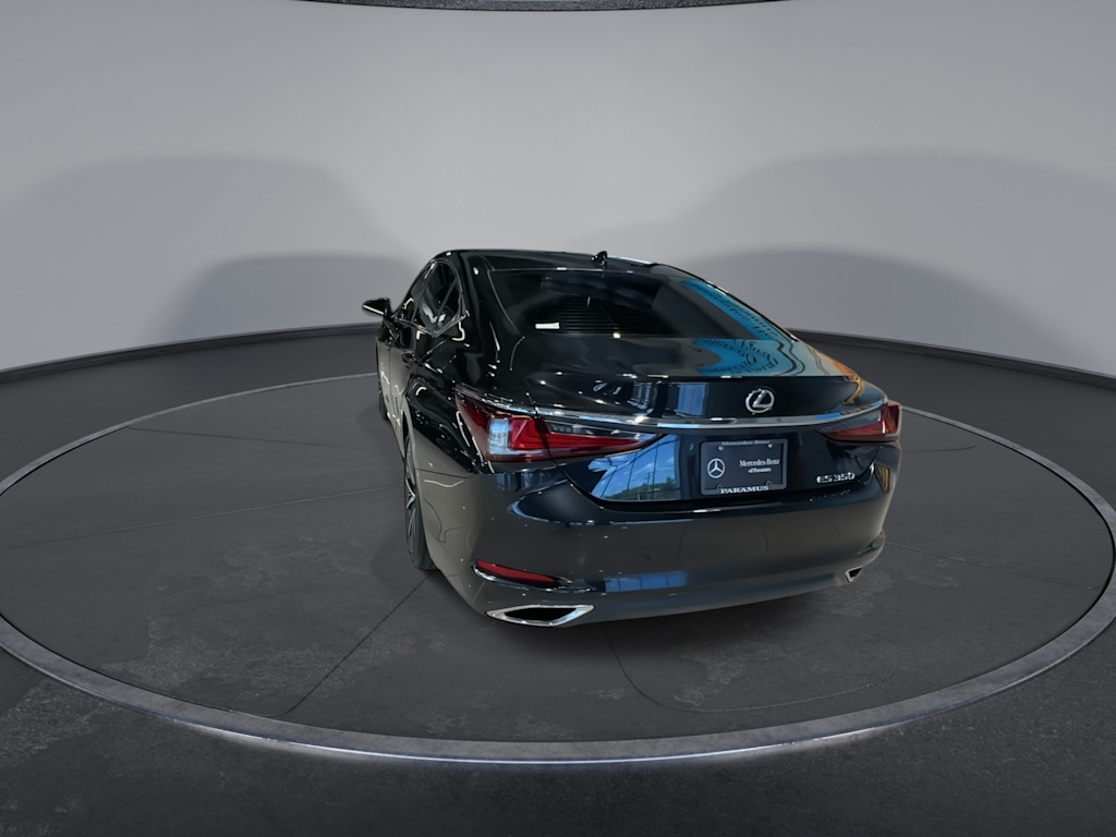 Thumbnail: 2024 Lexus ES - 24