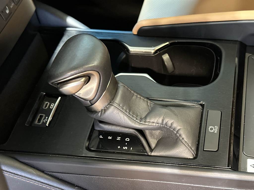 Thumbnail: 2024 Lexus ES - 14