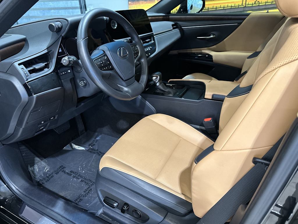 Thumbnail: 2024 Lexus ES - 10