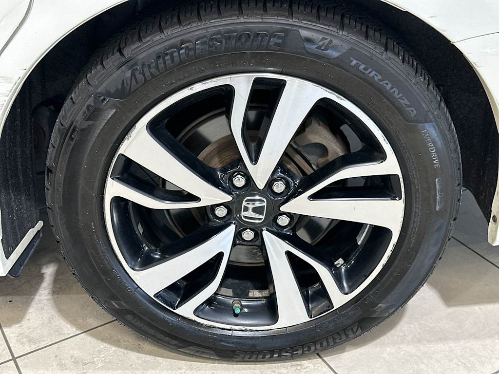 Thumbnail: 2018 Honda Odyssey - 8