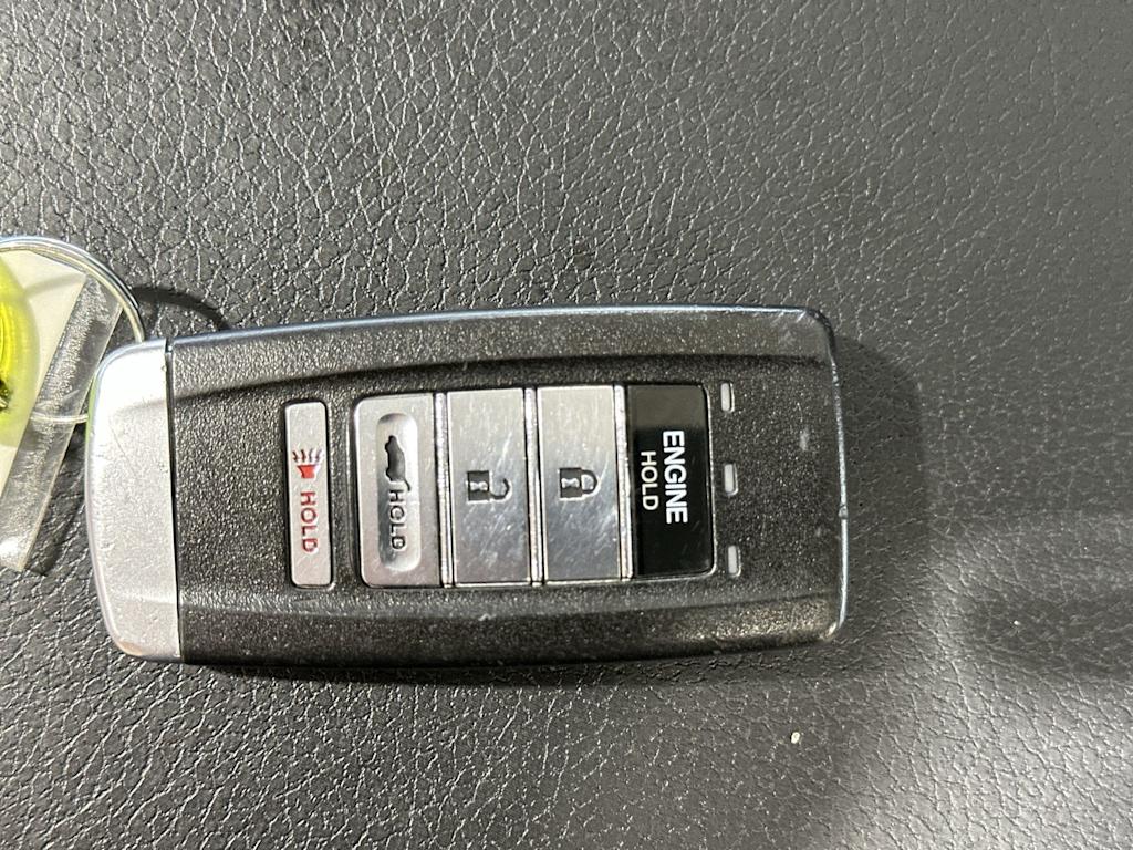 Thumbnail: 2019 Acura MDX - 17