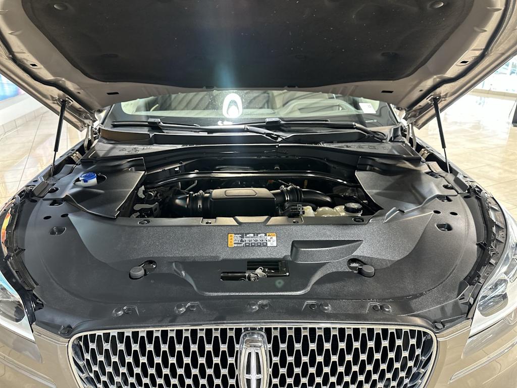 Thumbnail: 2020 Lincoln Aviator - 9