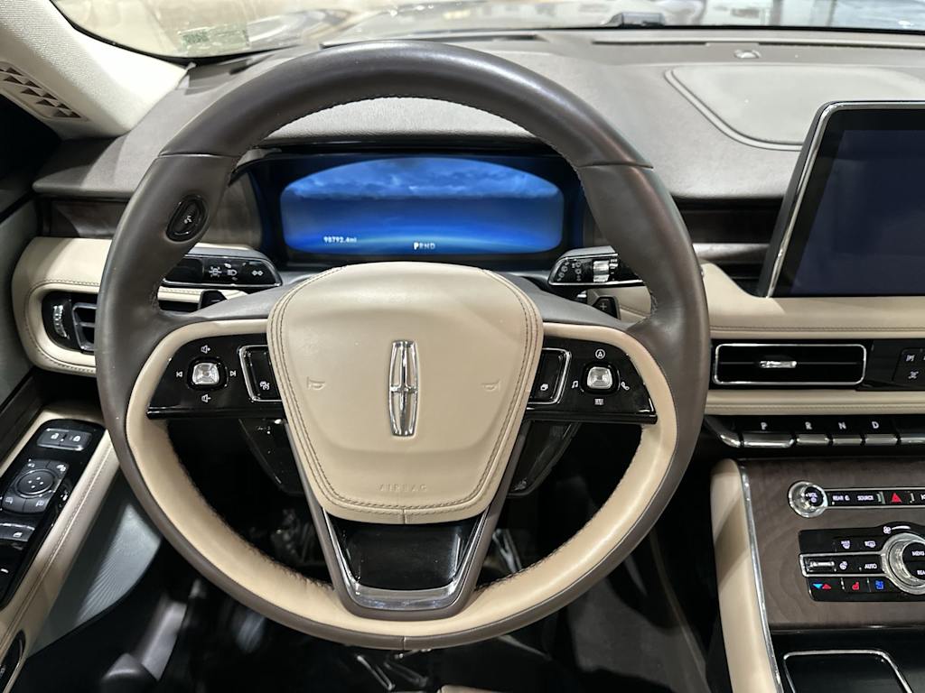 Thumbnail: 2020 Lincoln Aviator - 14