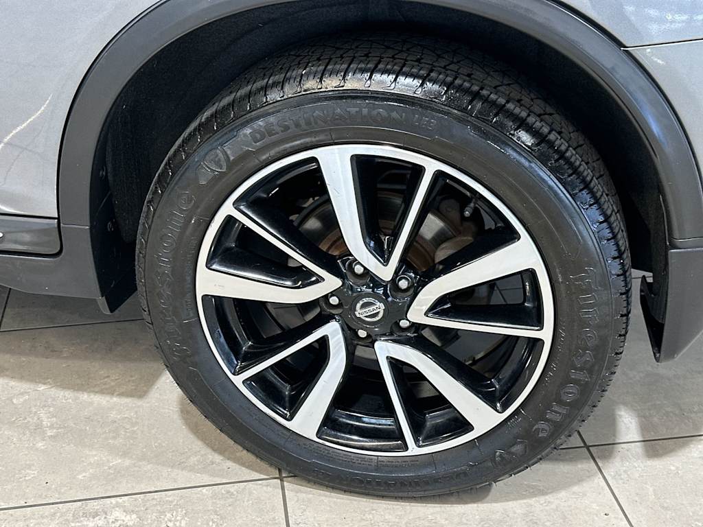 Thumbnail: 2020 Nissan Rogue - 8