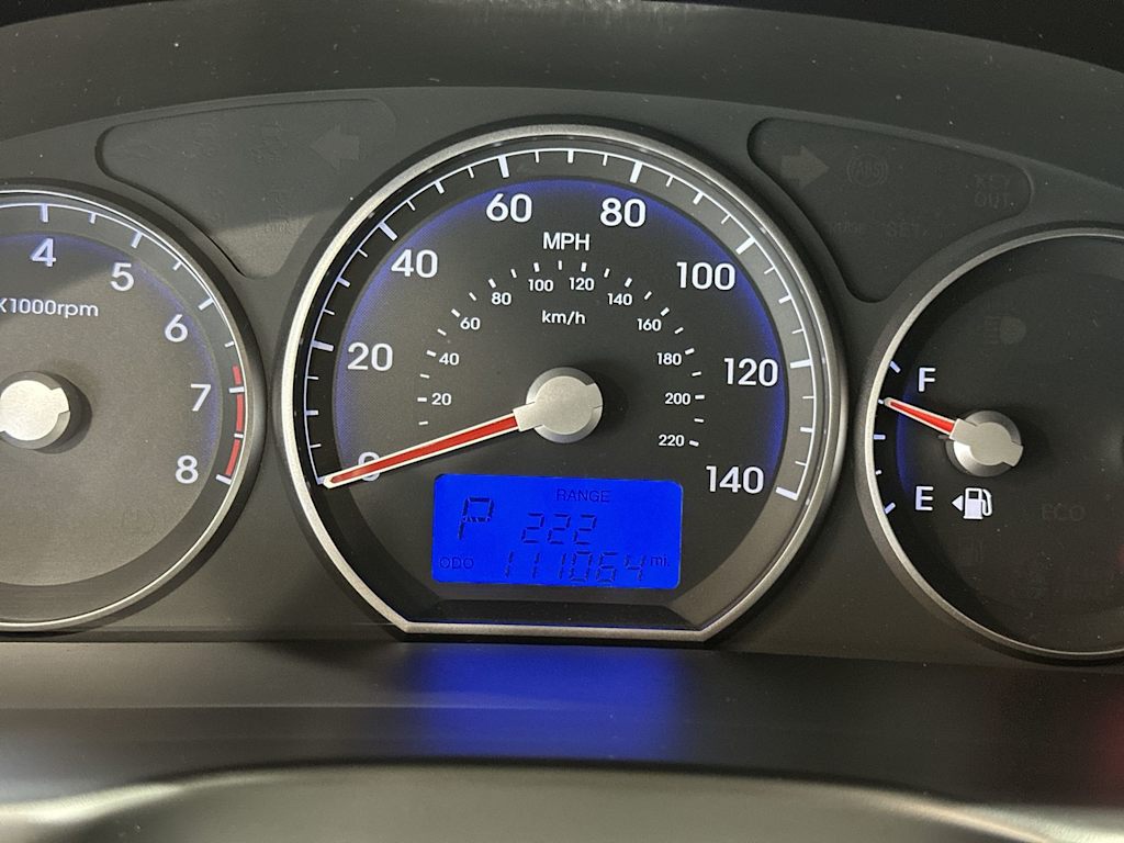 Thumbnail: 2010 Hyundai Santa Fe - 14
