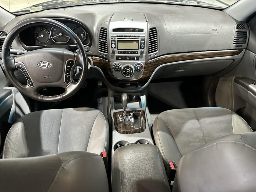 Thumbnail: 2010 Hyundai Santa Fe - 2
