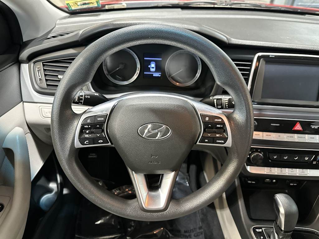 Thumbnail: 2019 Hyundai Sonata - 10