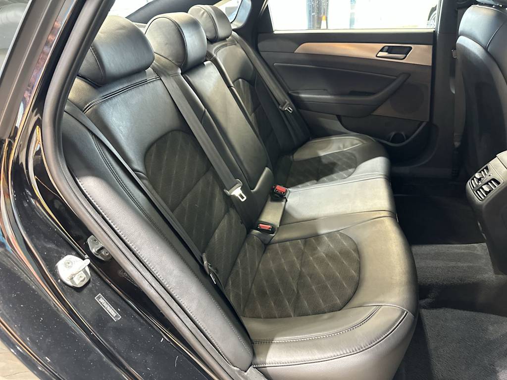 Thumbnail: 2019 Hyundai Sonata - 31