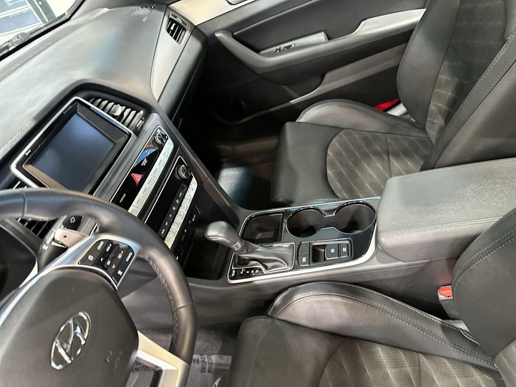 Thumbnail: 2019 Hyundai Sonata - 13