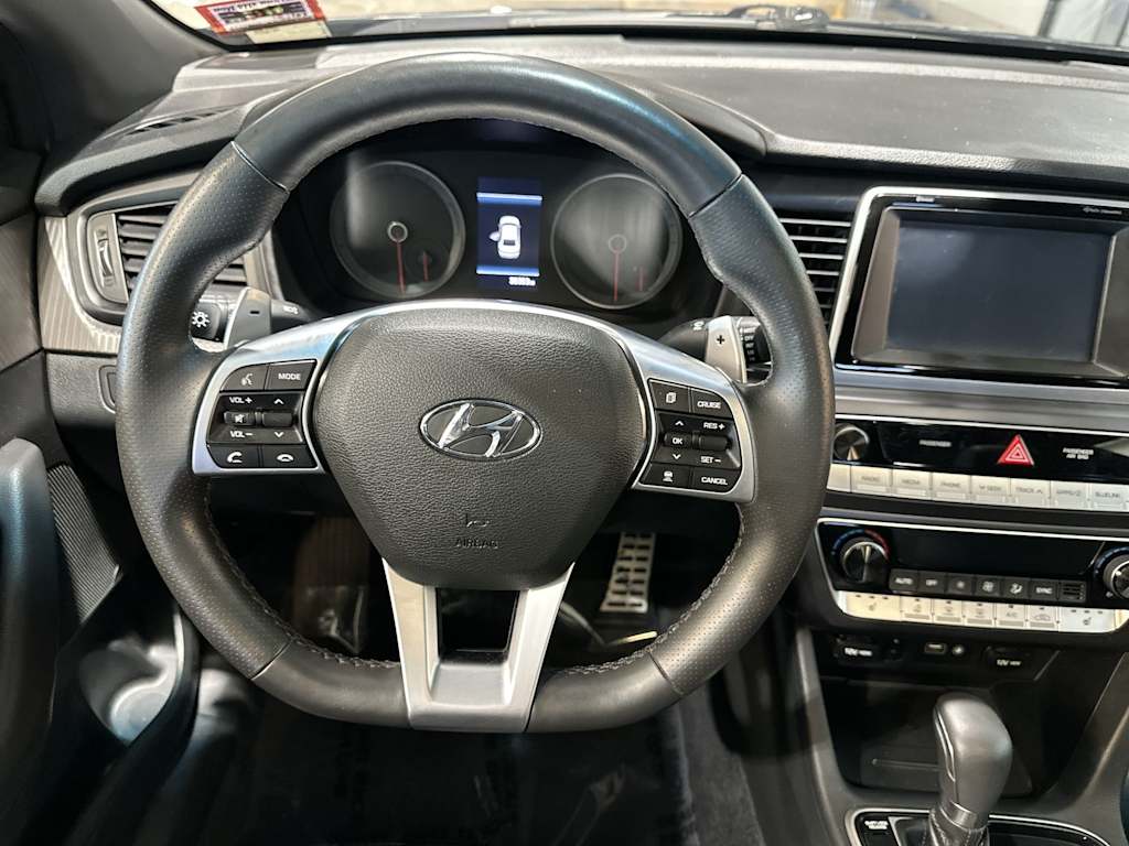 Thumbnail: 2019 Hyundai Sonata - 9