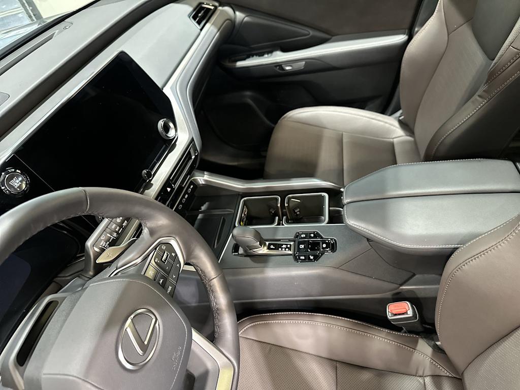Thumbnail: 2025 Lexus TX - 15