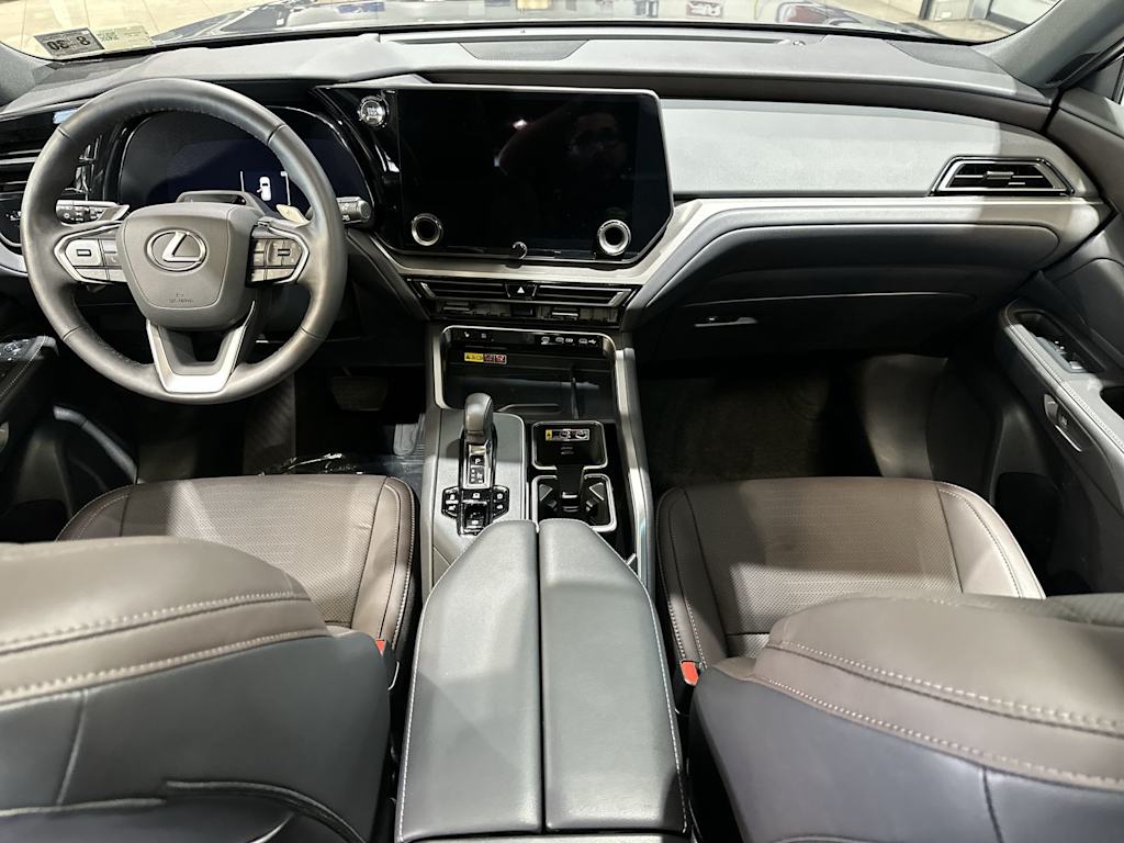 Thumbnail: 2025 Lexus TX - 10