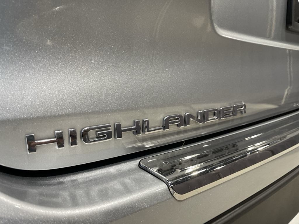 2023 Toyota Highlander XSE 7