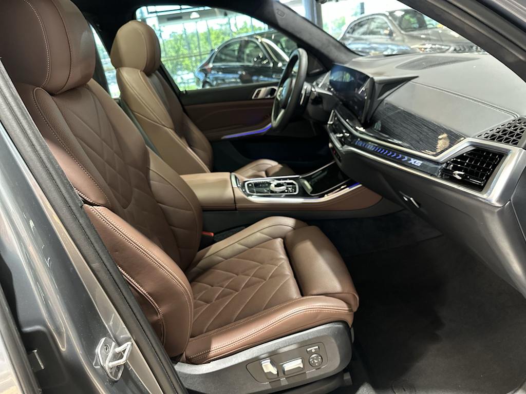 Thumbnail: 2024 BMW X5 - 12