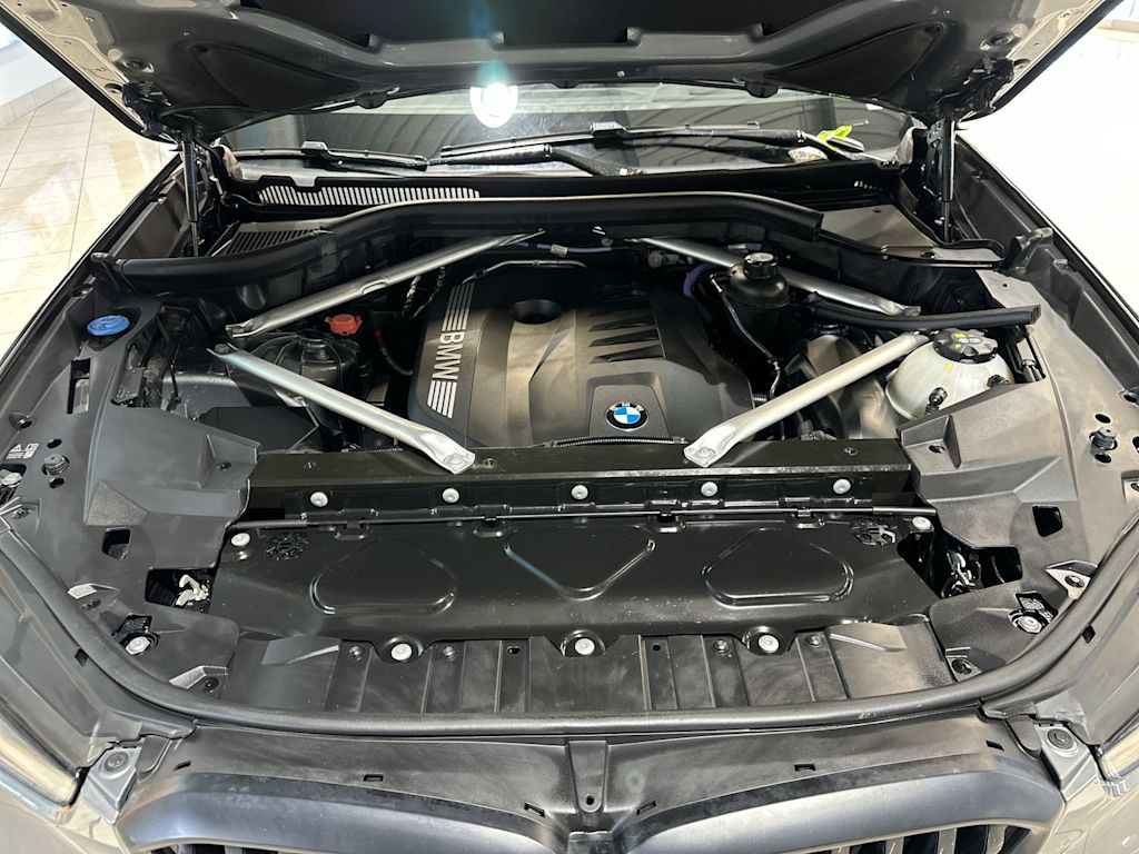 Thumbnail: 2024 BMW X5 - 9