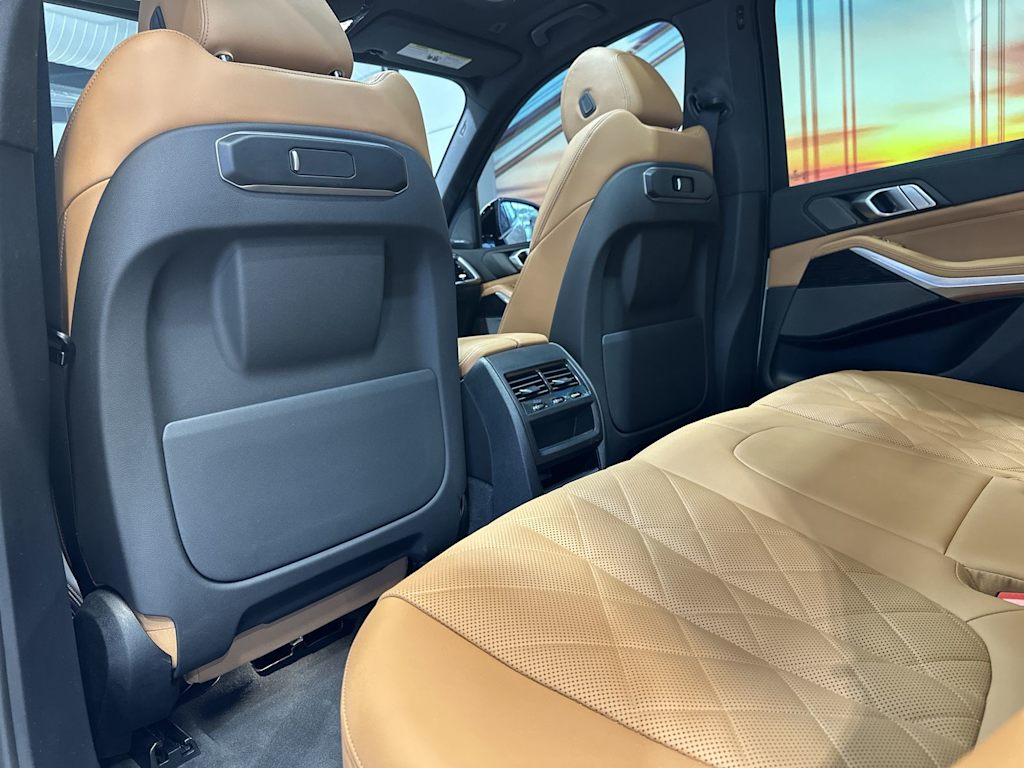Thumbnail: 2024 BMW X5 - 13