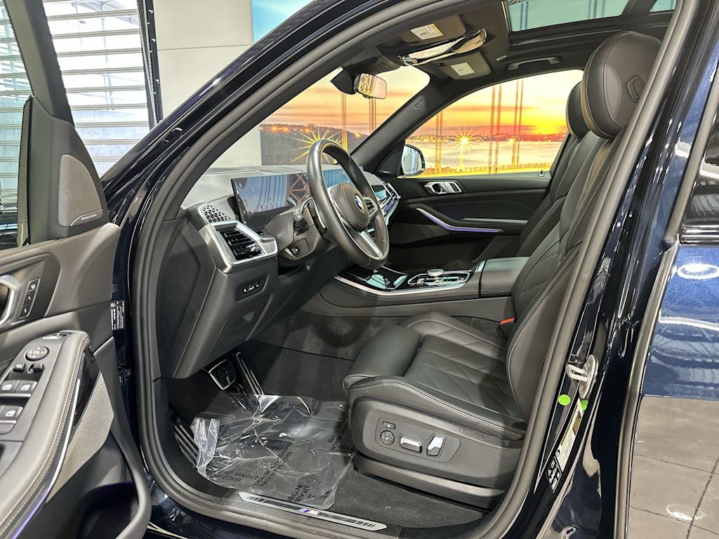 Thumbnail: 2026 BMW X5 - 11