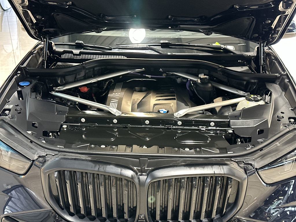 Thumbnail: 2026 BMW X5 - 9
