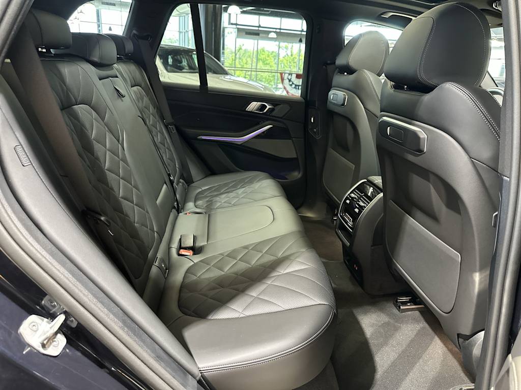 Thumbnail: 2026 BMW X5 - 30