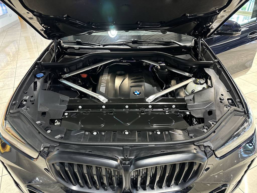 Thumbnail: 2026 BMW X5 - 9