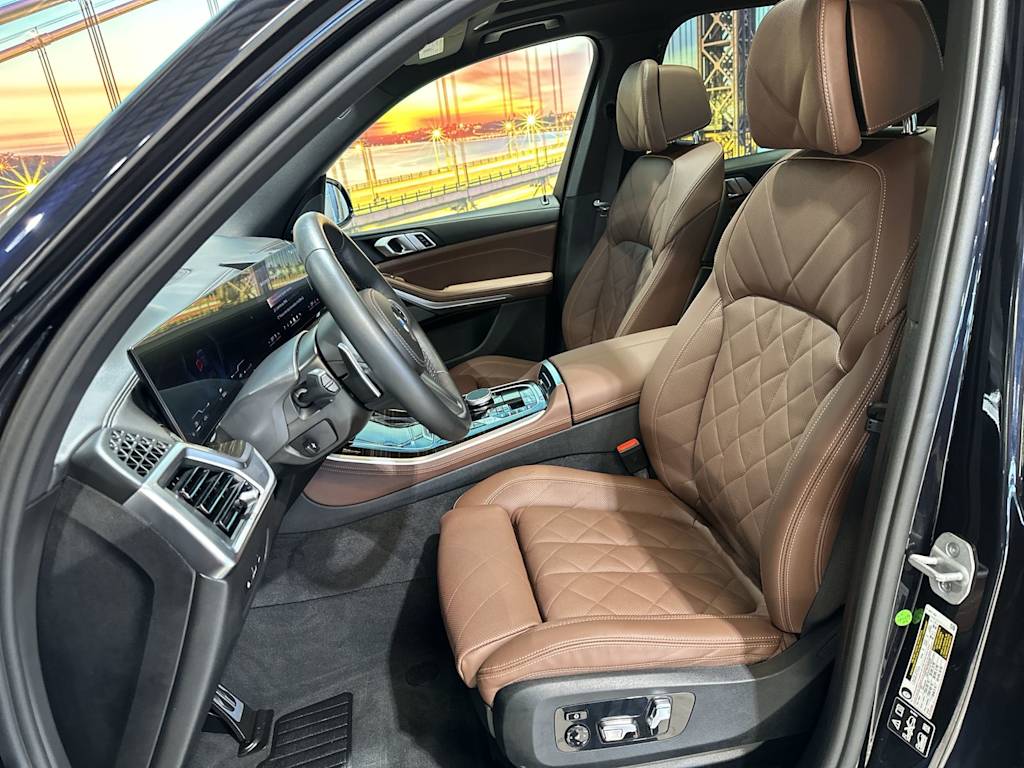 Thumbnail: 2026 BMW X5 - 11