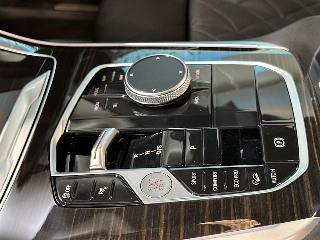 Thumbnail: 2024 BMW X5 - 15