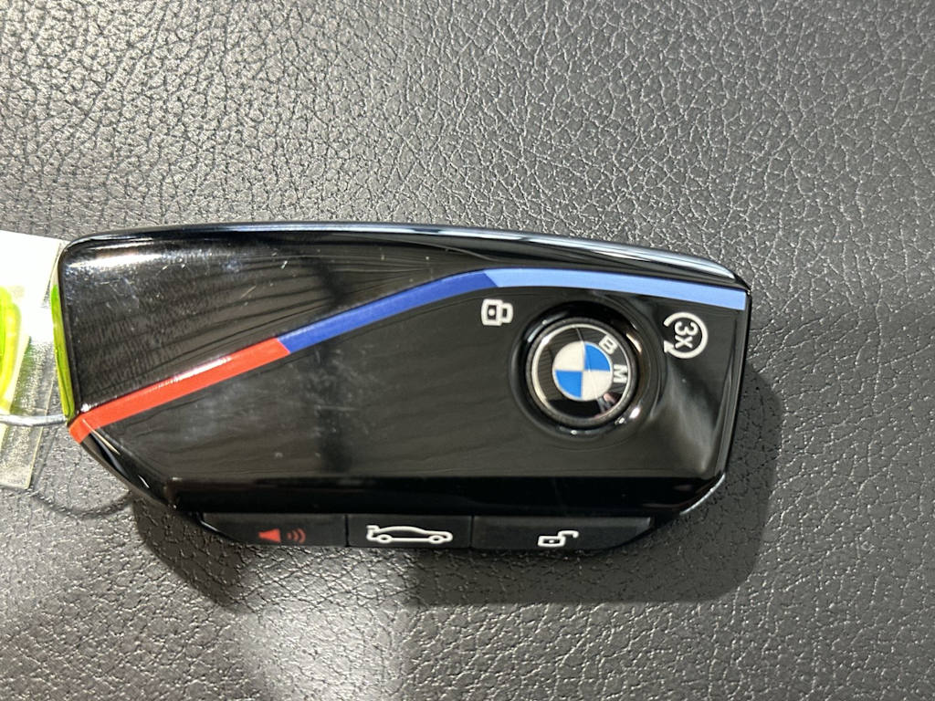 Thumbnail: 2025 BMW X7 - 17