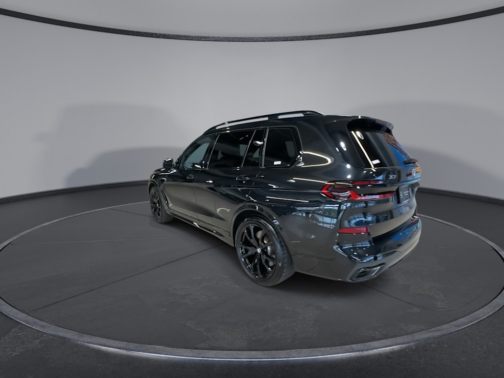 Thumbnail: 2025 BMW X7 - 22