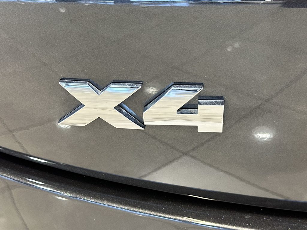 Thumbnail: 2024 BMW X4 - 7