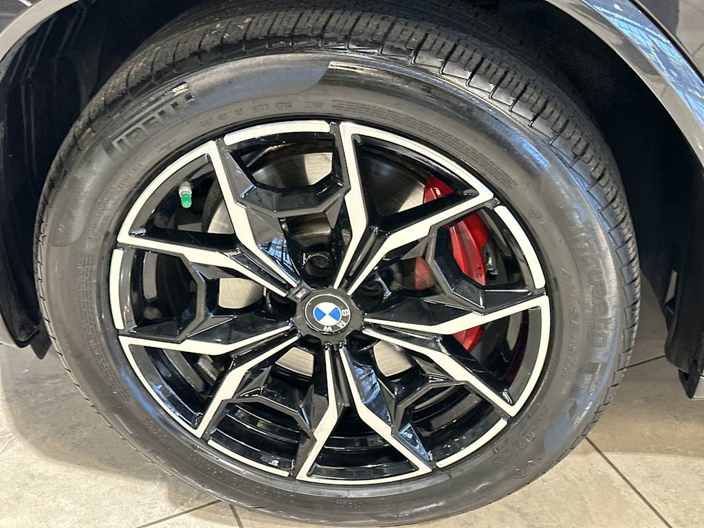 Thumbnail: 2024 BMW X4 - 8