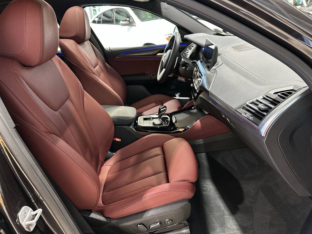 Thumbnail: 2024 BMW X4 - 32