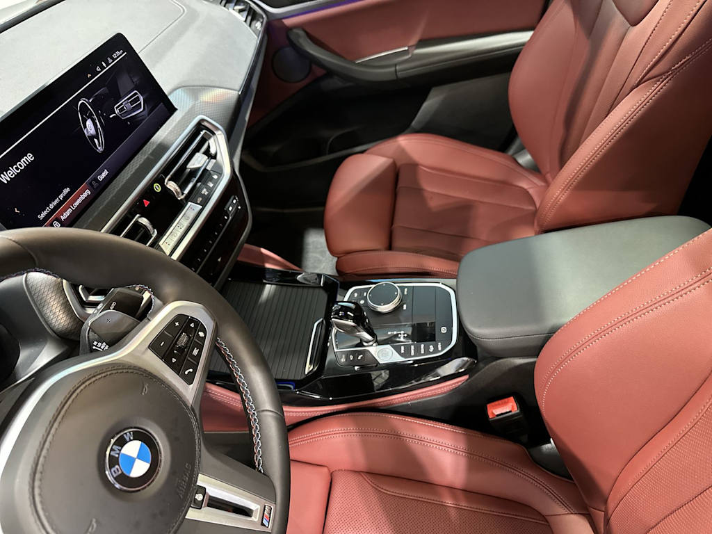 Thumbnail: 2024 BMW X4 - 14