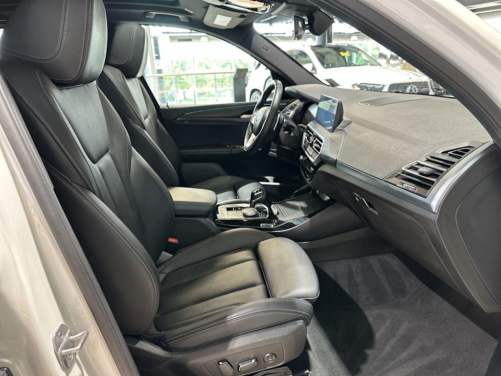 Thumbnail: 2024 BMW X3 - 12