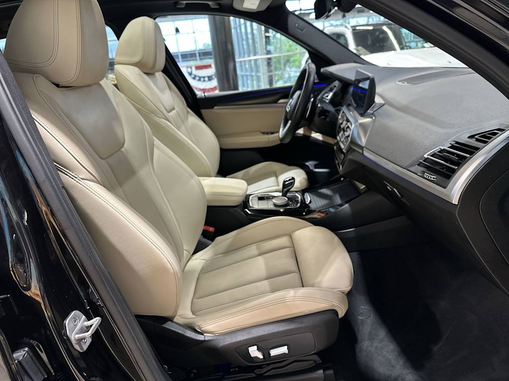Thumbnail: 2023 BMW X3 - 32