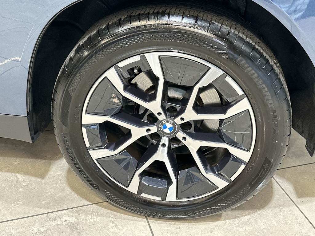 Thumbnail: 2025 BMW X3 - 8