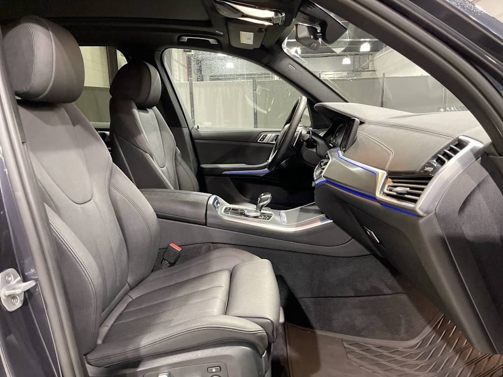 Thumbnail: 2021 BMW X5 - 32