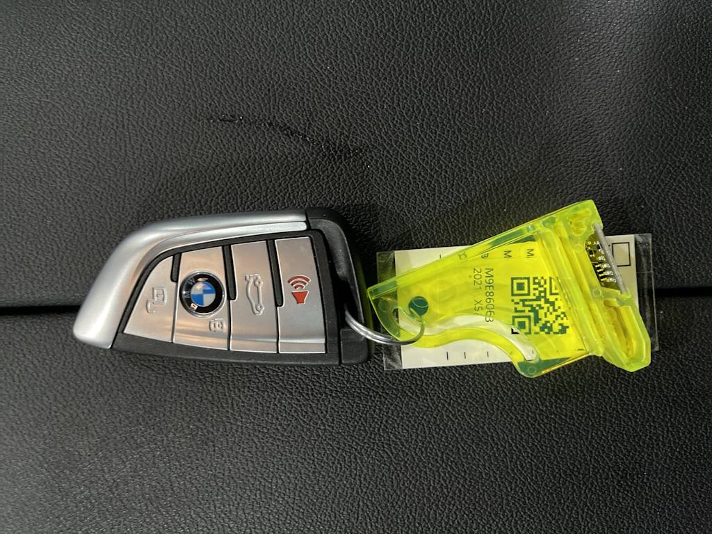 Thumbnail: 2021 BMW X5 - 16