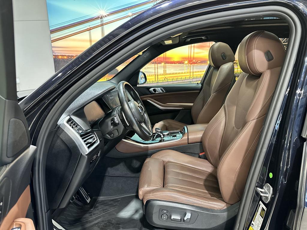 Thumbnail: 2021 BMW X5 - 11