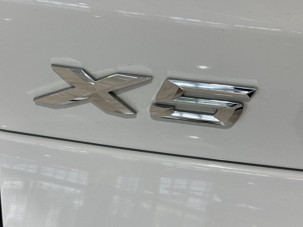 Thumbnail: 2023 BMW X5 - 7